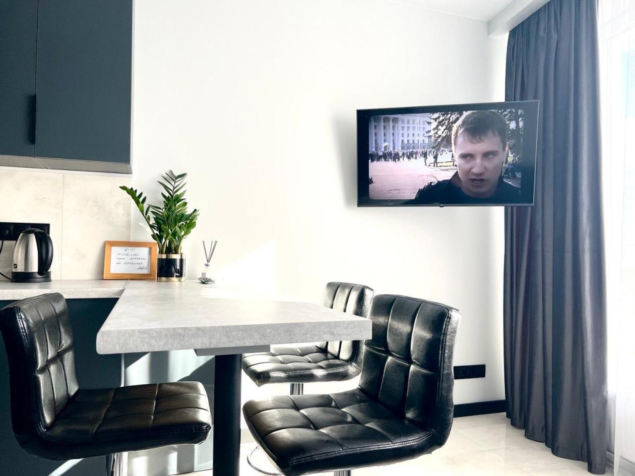 Apartments Vip Avalon 리비프 외부 사진