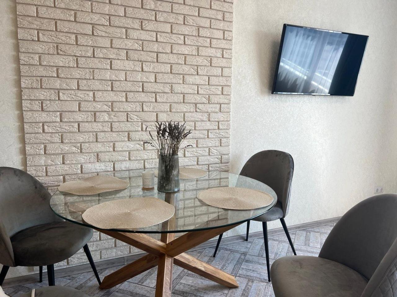 Apartments Vip Avalon 리비프 외부 사진